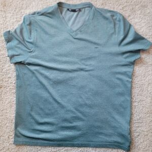 Michael Kors Men's L V-neck t-shirt Aqua blue-green Soft material Comfy fit